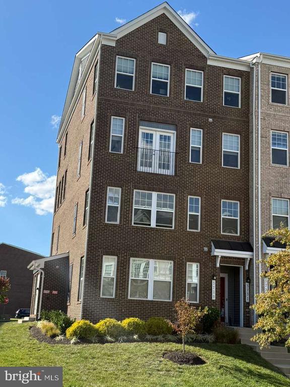 3729 Silver View Ln #175, Upper Marlboro