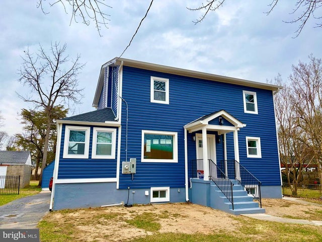 5010 Pierce Ave, College Park