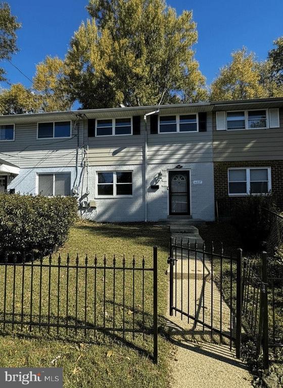 2417 Kent Village Pl, Landover