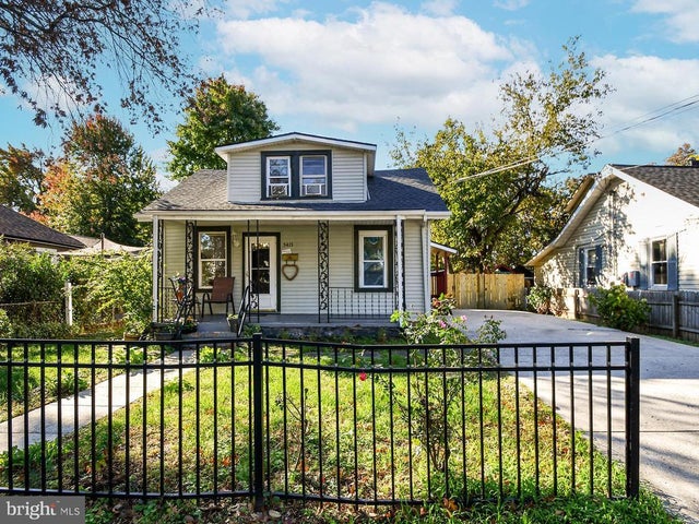 5415 Powhatan Rd, Riverdale