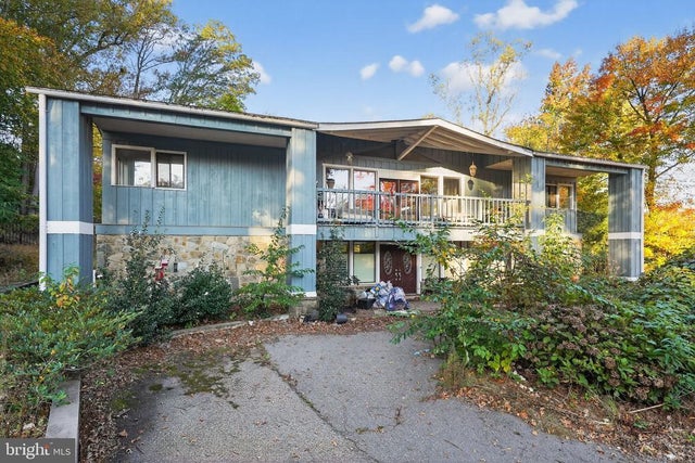 729 Gleneagles Dr, Fort Washington