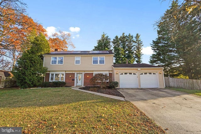 12801 Hadley Ln, Bowie