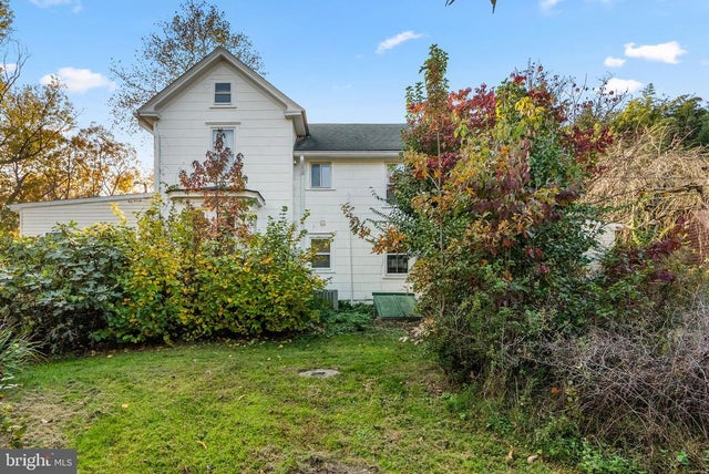 7711 Hillmeade Rd, Bowie