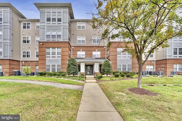 13216 Fox Bow Dr #202, Upper Marlboro