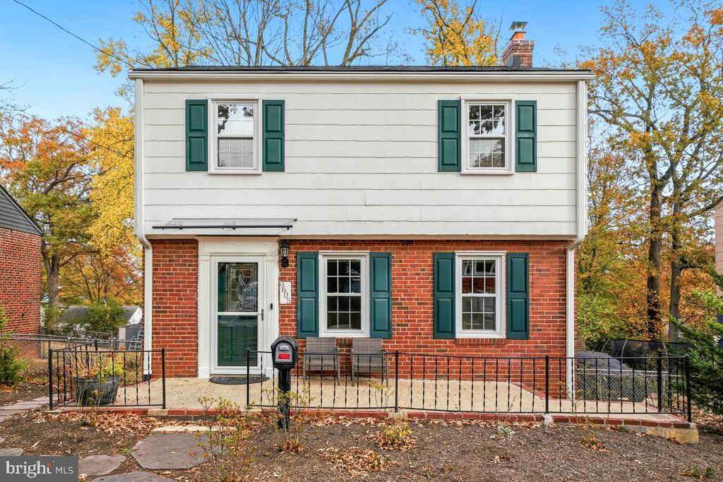 9605 49th Pl, COLLEGE PARK