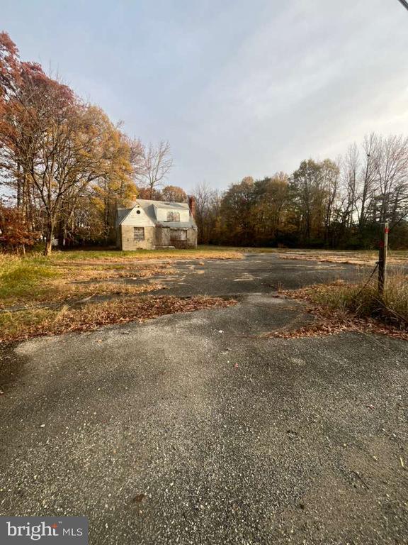 15717 Livingston Rd, Accokeek