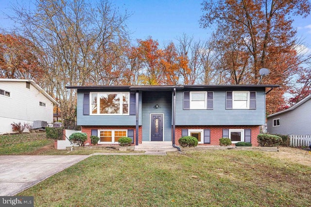 108 Hedgewood Dr, Greenbelt