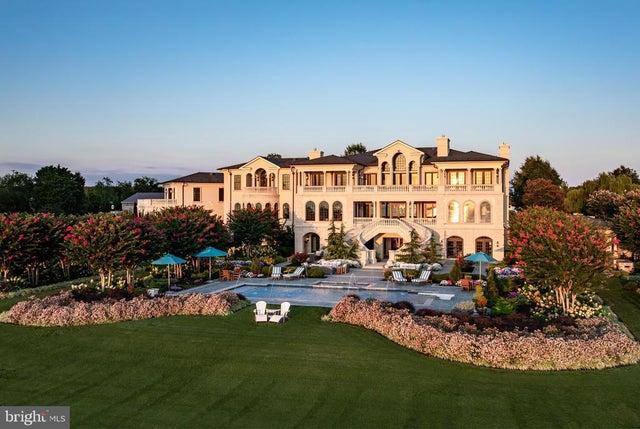 200 Bridgeview Ln, Stevensville