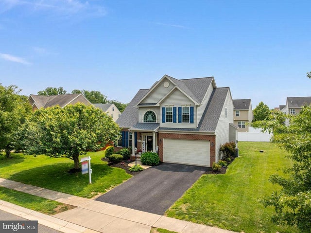 614 Brookfield Dr, Centreville