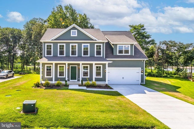 305 N Lake, Stevensville