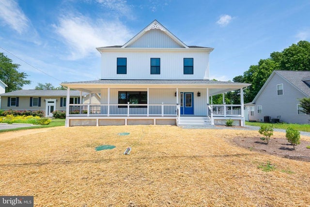 118 N Lake Dr, Stevensville