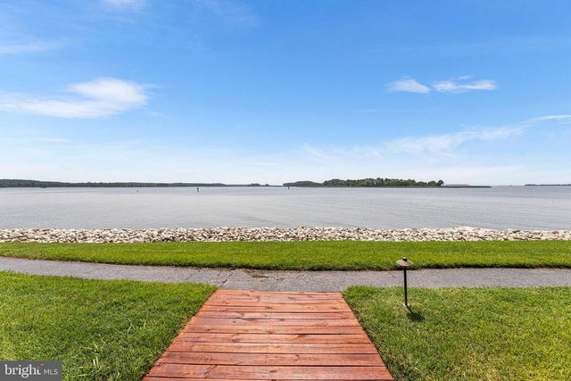 721 Oyster Cove Dr, Grasonville