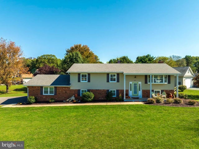 201 Beachside, Stevensville