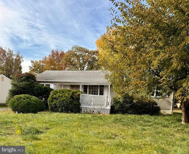 957 Cloverfields Dr, Stevensville