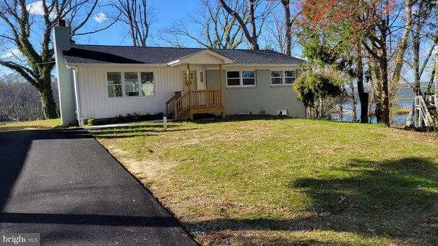 43088 Island View, Hollywood