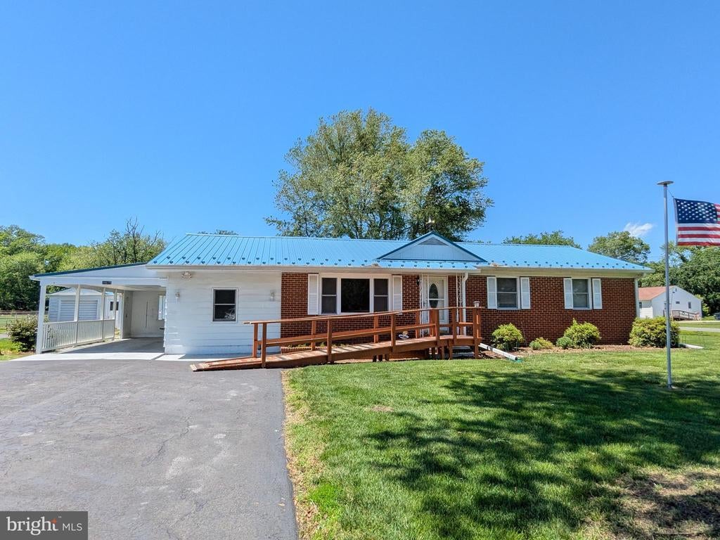 24675 Blackistone Rd, HOLLYWOOD