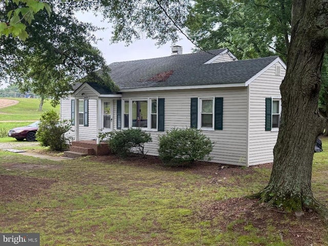 24992 Sotterley Rd, Hollywood