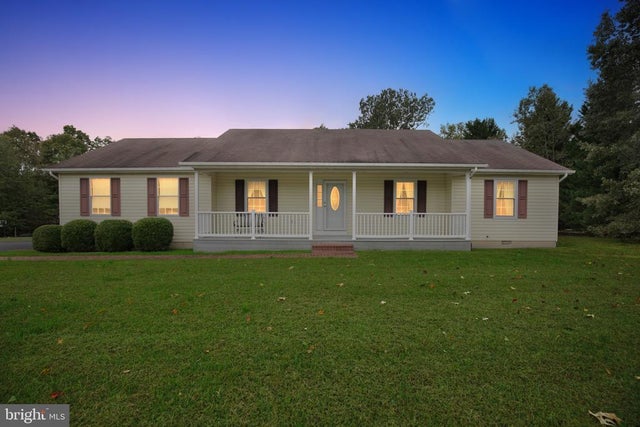 26853 Erin Dr, Mechanicsville