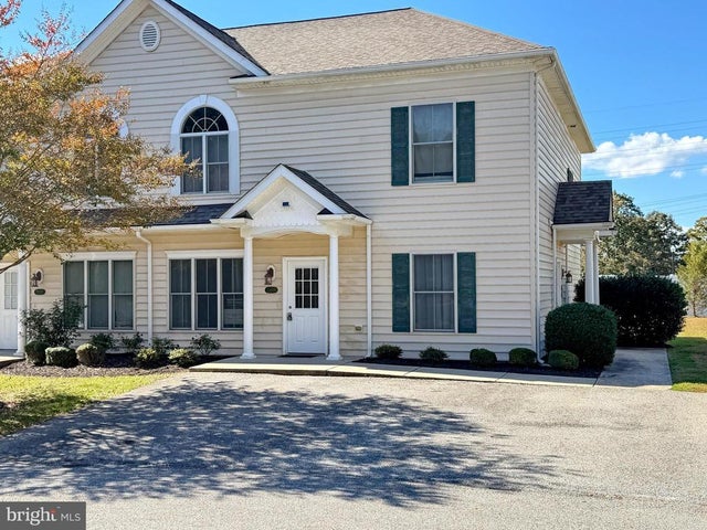 22529 Chickadee Cir #6-2, Lexington Park