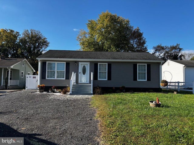 26369 Jones Wharf Rd, Hollywood