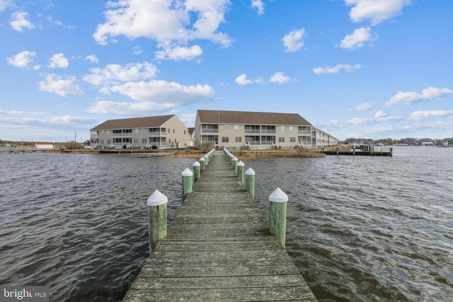 107-e Waters Edge #107e, Crisfield