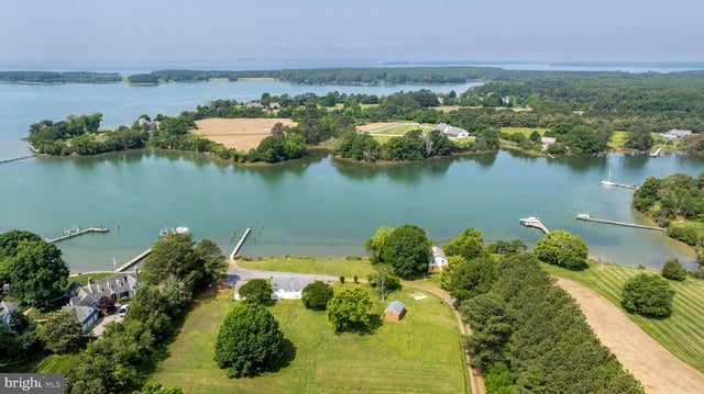 5850 Irish Creek Rd, Royal Oak