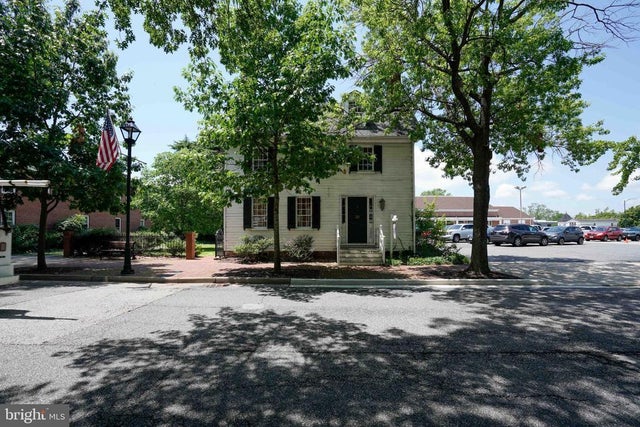 133 N Washington St, Easton