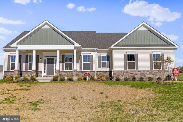 13802 Delight Dr, Hagerstown