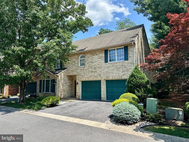 1050 Lindsay Ln, Hagerstown