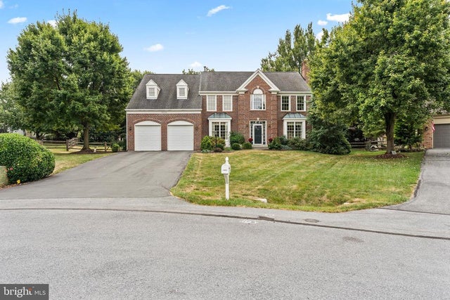 13001 Sturbridge Ct, Hagerstown