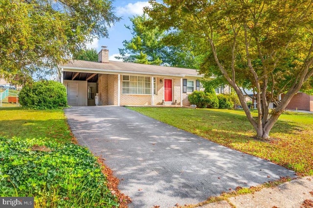 17612 Stone Valley Dr, Hagerstown