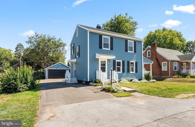 11217 Hollywood Rd, Hagerstown