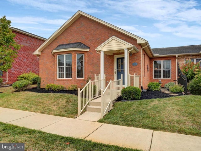 618 Trafalgar Dr, Hagerstown