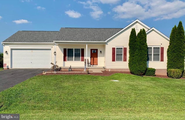 15926 Hosta Dr, Hagerstown