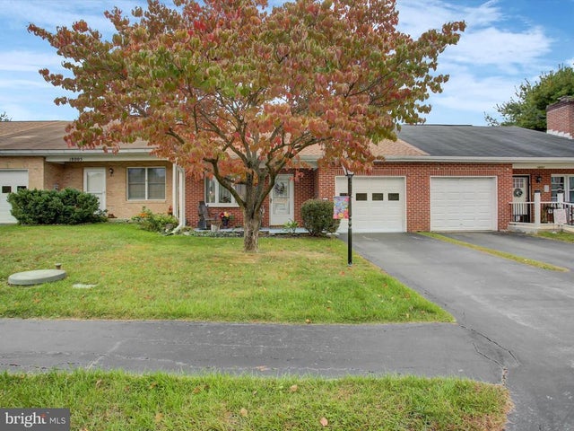 18003 Par Three Dr, Hagerstown