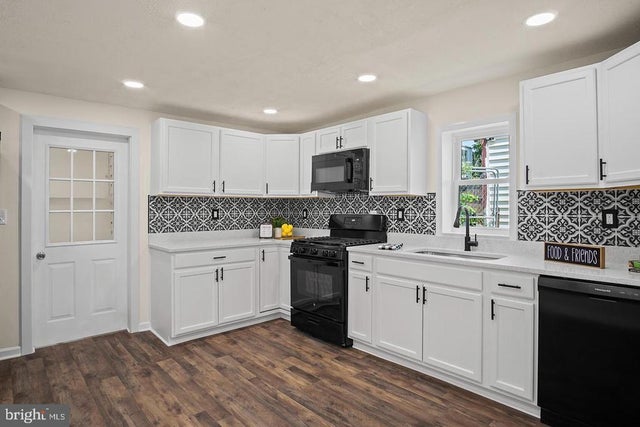 243 N Locust St, Hagerstown