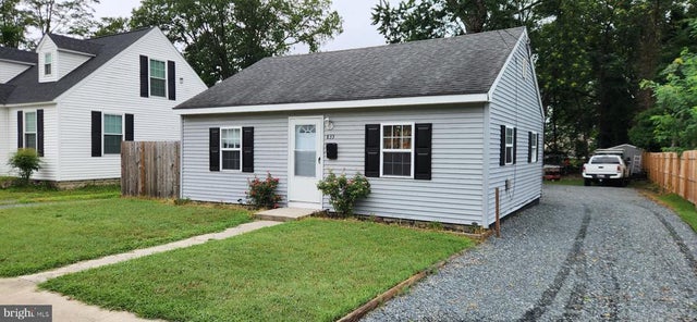 833 E Church St, Salisbury