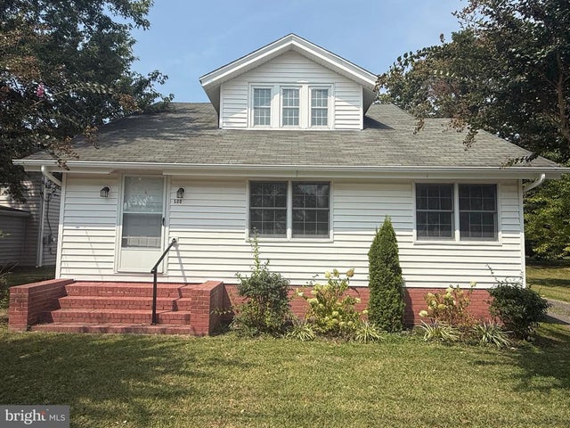 500 S Main St, Hebron