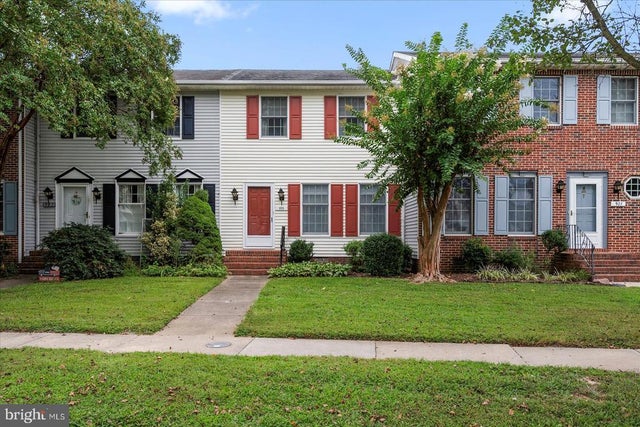 925 Sumac Cir, Salisbury