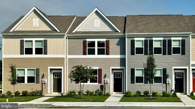 1421 Sugarplum Ln, Salisbury
