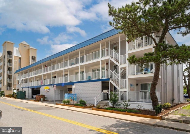 7 40th St #307, Ocean City