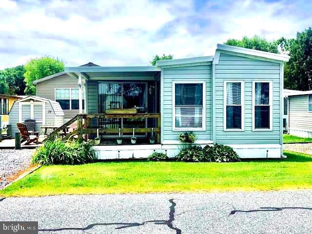 14 Deep Sea Dr, Berlin