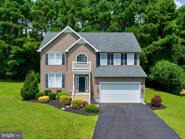 10202 Willowbrook Dr, Berlin