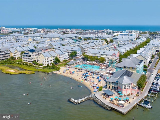 2 Fountain Dr E #4d, Ocean City
