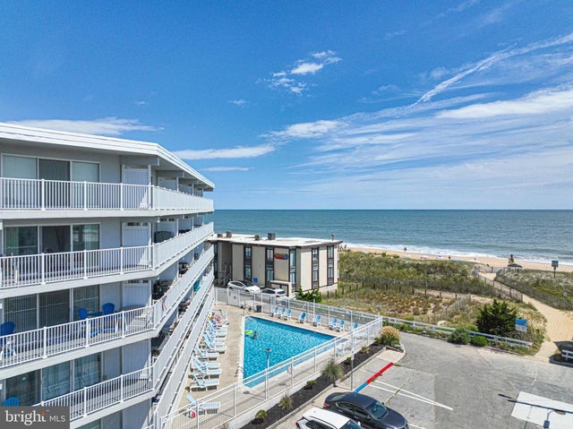 2 80th St #402, Ocean City