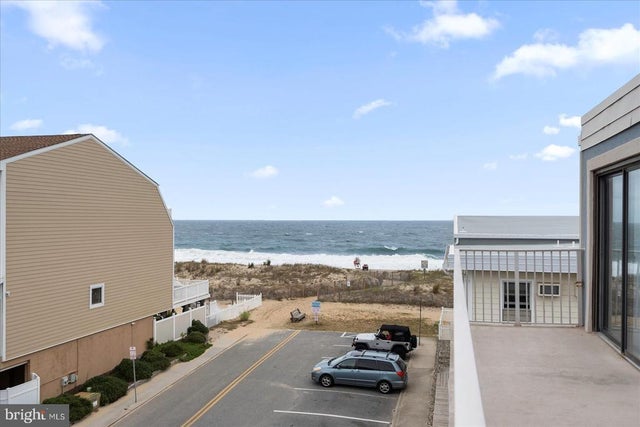 5 44th St #302, Ocean City