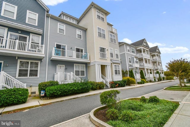 107 70th St #10f, Ocean City