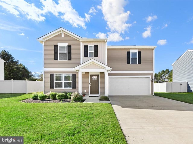 122 Huntingfield, Snow Hill