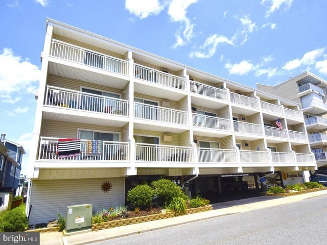 12 77th St #103, Ocean City