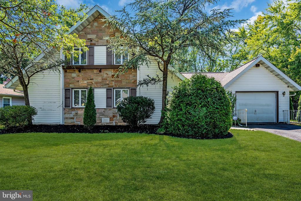 Photo of Listing #NJBL2095380